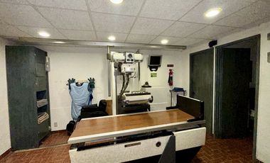 Consultorio en Centro Médico del Valle