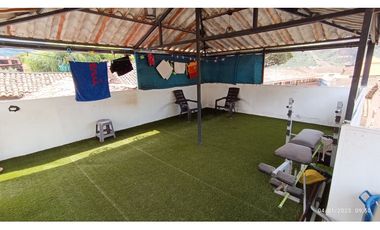 VENDO CASA 176 M2 CALCA CUSCO PERU