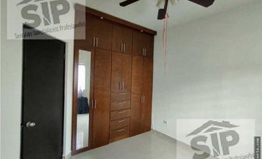 Casa en Renta Semi-Amueblada en Los Portales en Ramos Arizpe