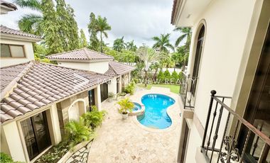 BALMORAL MANSION CON PISCINA / COSTA DEL ESTE / VENTA