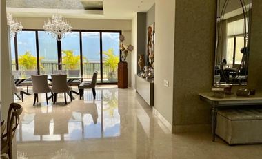 Venta - Penthouse en Santa Maria Court