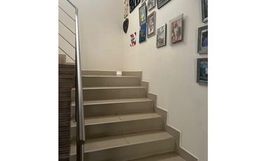 SE VENDE CASA EN COSTA VERDE