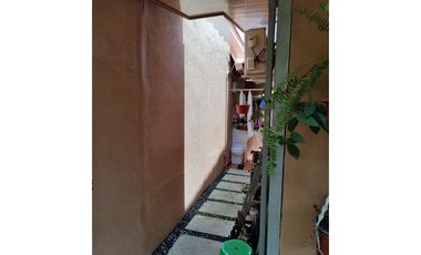 Se VENDE Casa en Villas del Golf, Frente a Brisas del Golf