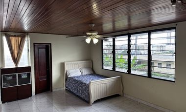 Se VENDE Casa Dúplex en Altos de Betania