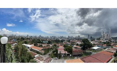 Se VENDE Casa Dúplex en Altos de Betania