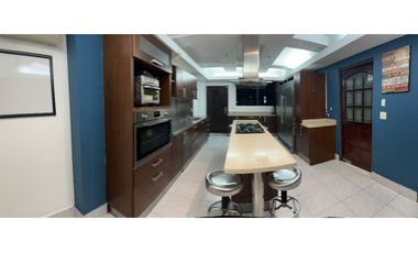 Se VENDE Casa Dúplex en Altos de Betania