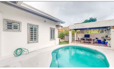 VENTA CASA CASTILLA DE ORO ALTOS DE PANAM