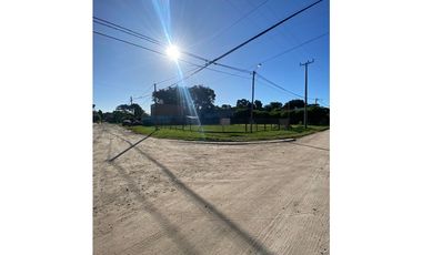 TERRENO EN ESQUINA ATLANTIDA SANTA CLARA DEL MAR