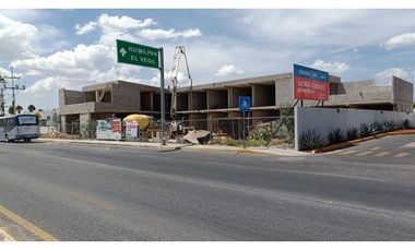 LOCAL EN RENTA EN PLAZA CAÑADAS DEL LAGO CORREGIDORA QUERETARO GBV