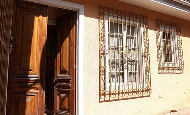 Casa en Arriendo en Sector Chacabuco con Condell