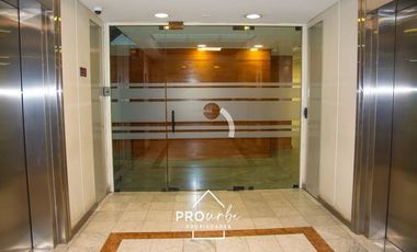 Oficina en Arriendo en Av.Andrés Bello/ El Golf