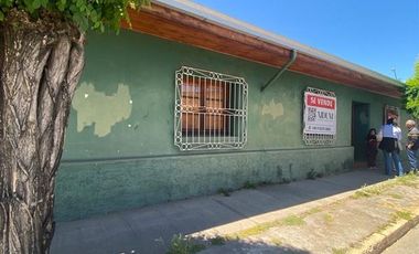 Casa en Venta en Esquina de membrillar con Igualdad