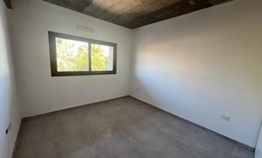 ALQUILER DE DEPARTAMENTO 2 AMBIENTES A ESTRENAR - CON COCHERA - MONTE GRANDE CENTRO