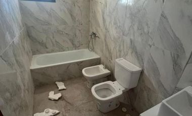 ALQUILER DE DEPARTAMENTO 2 AMBIENTES A ESTRENAR - CON COCHERA - MONTE GRANDE CENTRO