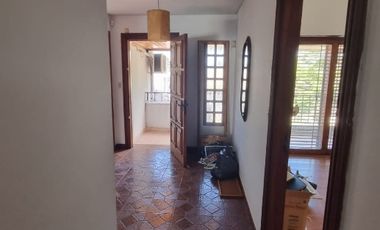 Chalet en venta en Bernal Oeste