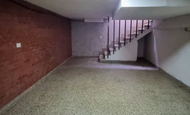 Chalet en venta en Bernal Oeste
