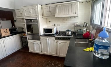 Chalet en venta en Bernal Oeste