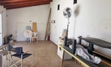 Chalet en venta en Bernal Oeste