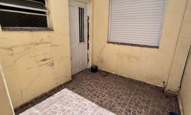 Departamento Tipo Casa en venta en Lanus Este