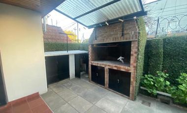 Chalet en venta en Moreno Sur