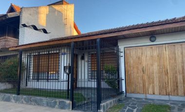 Chalet en venta en Moreno Sur