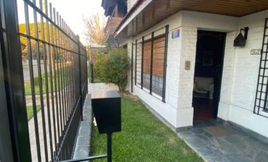 Chalet en venta en Moreno Sur