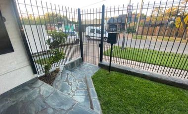Chalet en venta en Moreno Sur