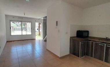 Duplex en alquiler en Ituzaingo Sur