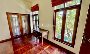 House For sale 4 bedroom 350 m² with land 480 m² in View Thale Marina, Pattaya