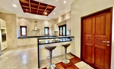 House For sale 4 bedroom 350 m² with land 480 m² in View Thale Marina, Pattaya
