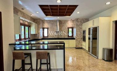 House For sale 3 bedroom 380 m² with land 556 m² in View Thale Marina, Pattaya