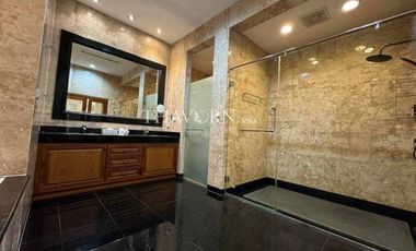 House For sale 3 bedroom 380 m² with land 556 m² in View Thale Marina, Pattaya