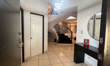 CASA RESIDENCIAL VENTA EN VILLA JARDÍN