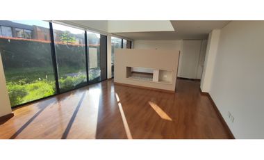 INIGUALABLE CASA EN ARRIENDO EN FONTANAR - CHA, C/MARCA