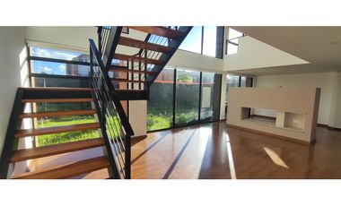 INIGUALABLE CASA EN ARRIENDO EN FONTANAR - CHA, C/MARCA