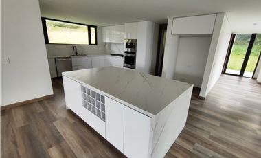 MARAVILLOSA CASA EN VENTA O ARRIENDO - YERBABUENA - CHA