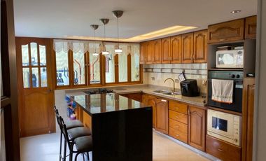VENDO CASA IBERIA COLINA CAMPESTRE 3H $1.150 M.M. NEGOCIABLES