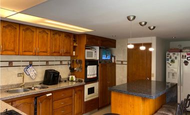 VENDO CASA IBERIA COLINA CAMPESTRE 3H $1.150 M.M. NEGOCIABLES