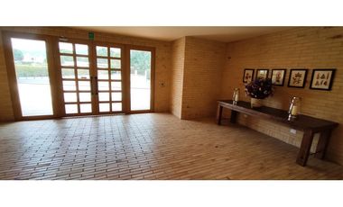 IMPONENTE APTO. EN ARRIENDO - CHA, C/MARCA