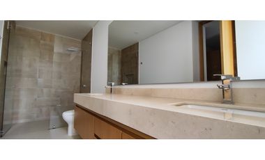 IMPONENTE APTO. EN ARRIENDO - CHA, C/MARCA