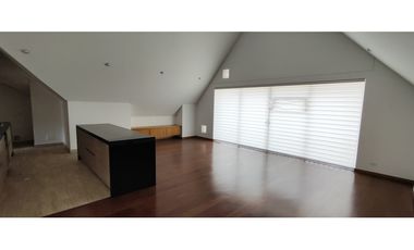 IMPONENTE APTO. EN ARRIENDO - CHA, C/MARCA