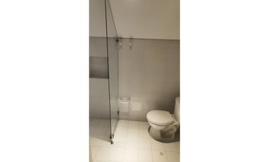 IMPONENTE APTO. EN ARRIENDO - CHA, C/MARCA