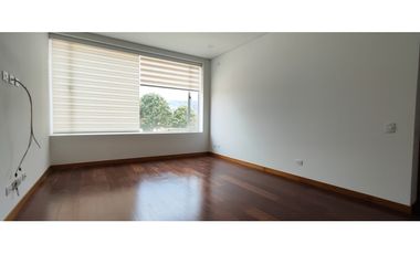 IMPONENTE APTO. EN ARRIENDO - CHA, C/MARCA