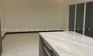 CASA EN VENTA EN BOSQUES DEL VALLE II