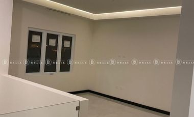 CASA EN VENTA EN BOSQUES DEL VALLE II