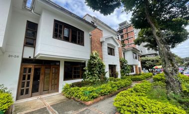 Casa comercial aurora