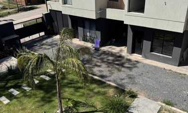 Duplex en venta, 3 ambientes - Complejo San Vicentino