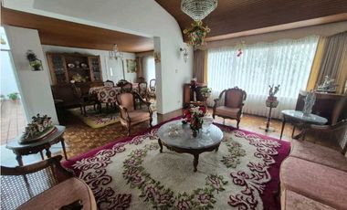 Bella y amplia casa para Venta en Niza