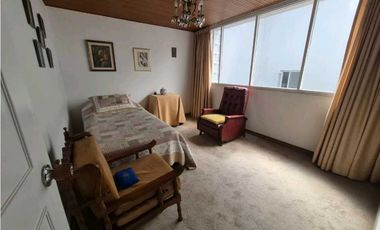 Bella y amplia casa para Venta en Niza