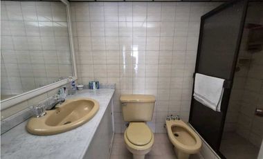 Bella y amplia casa para Venta en Niza